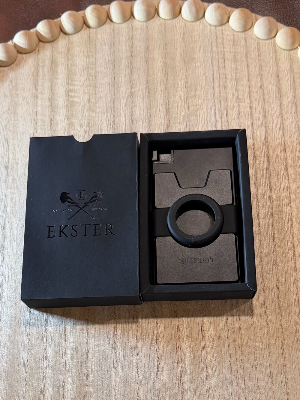 Ekster Aluminum AirTag Wallet Black RFID Smart Cardholder New in Box